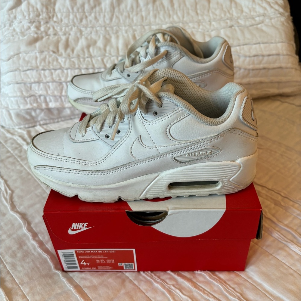 Nike girls air max 90s size 4y